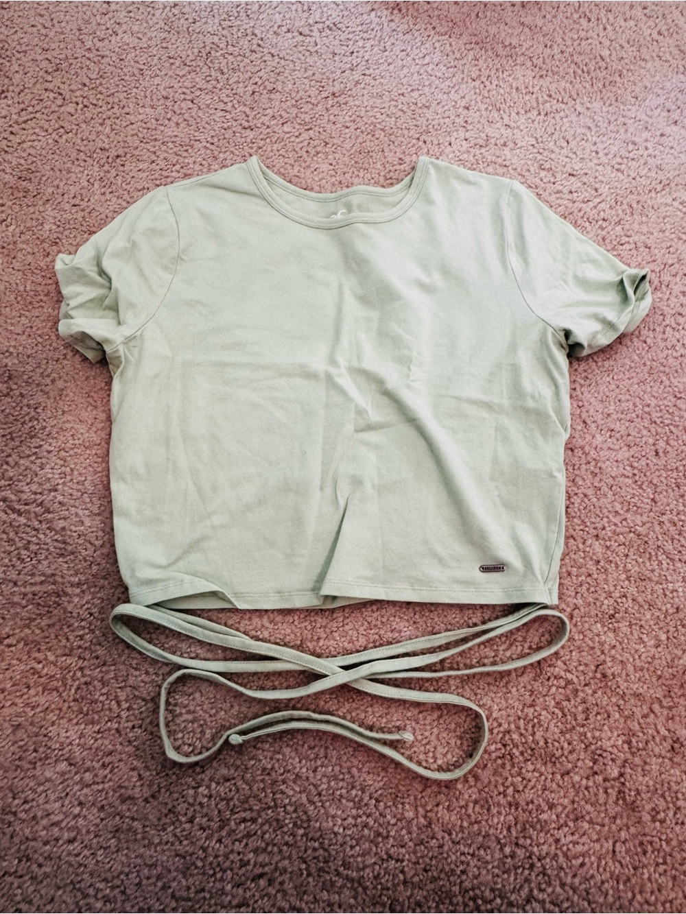 Hollister Women’s Light Green Tie-Waist Tee size L